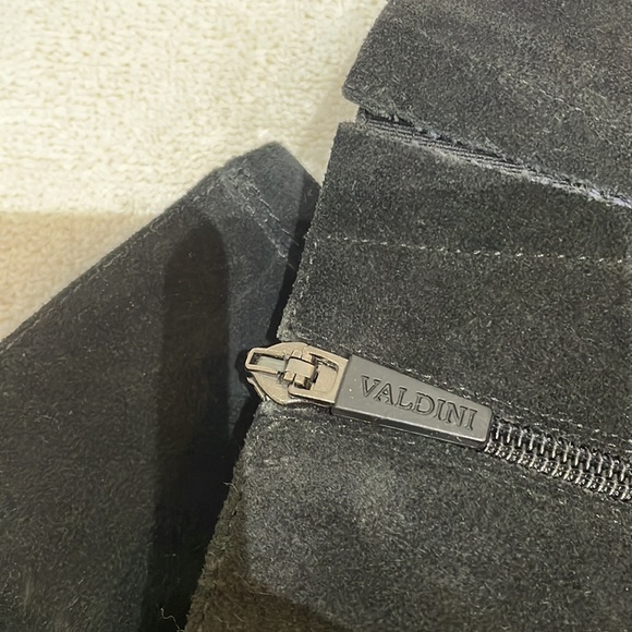Valdini Black Suede Boots - Picture 4 of 5